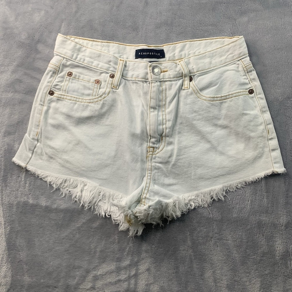 Aeropostale Shorts Womens 6 White‎ High Rise Shortie Distressed